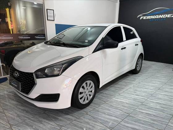 HYUNDAI HB20 1.0 COMFORT PLUS 12V FLEX 4P MANUAL